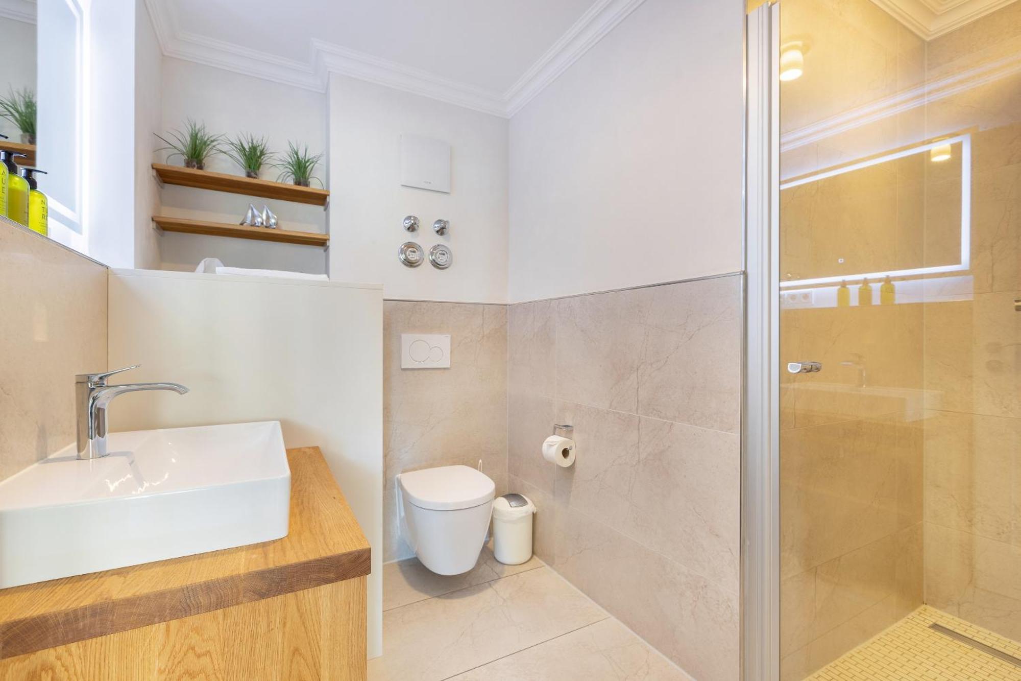 Mali Apartment